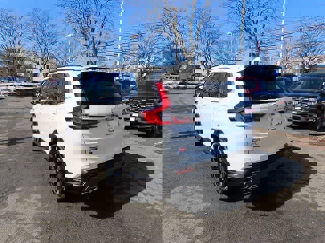 Used 2023 Honda CR-V Sport Touring image 4