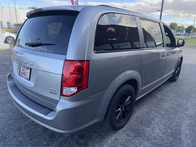 Used 2019 Dodge Grand Caravan GT image 4