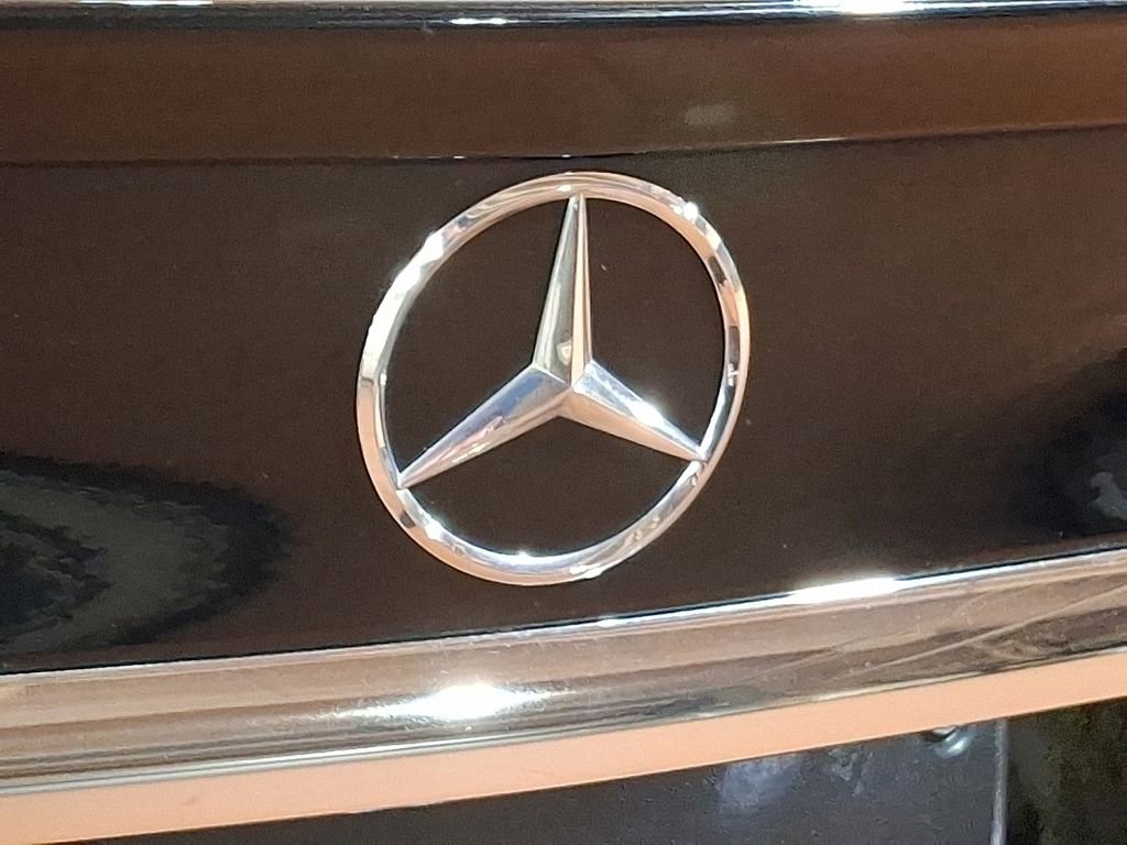 Used 2018 Mercedes-Benz C 300 4MATIC Sedan image 29