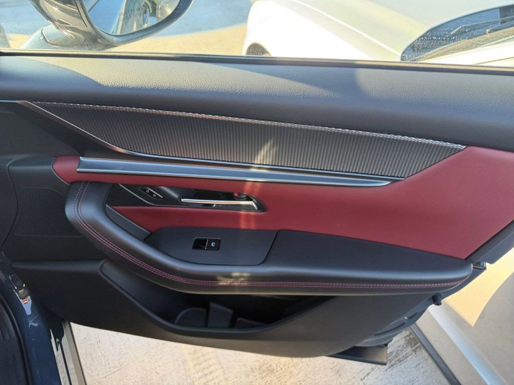 Used 2025 MAZDA CX-70 Plug-In Hybrid w/ Premium Plus image 27