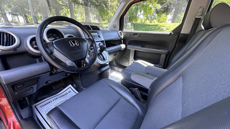 Used 2004 Honda Element EX image 9