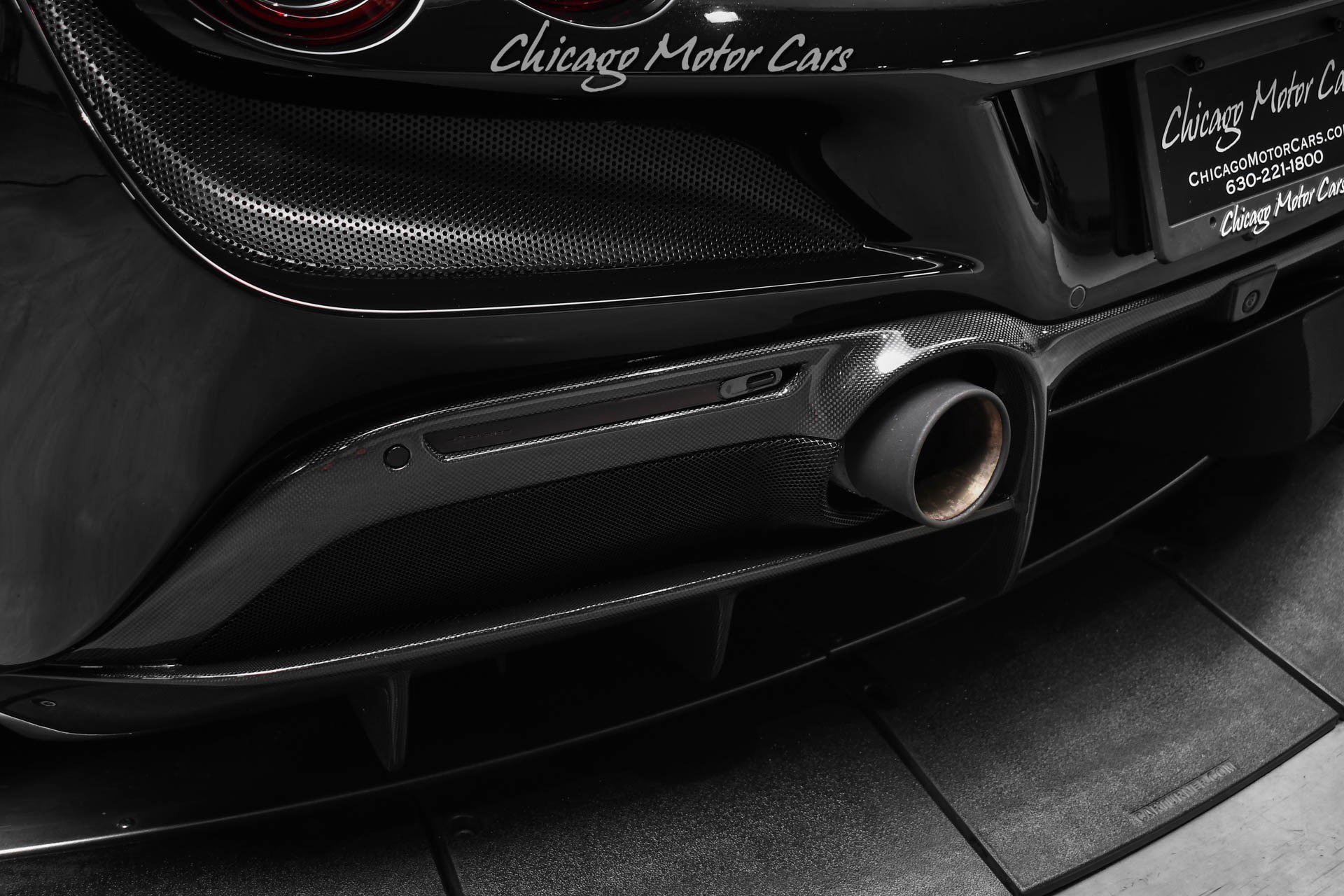 Used 2021 Ferrari F8 Tributo RWD image 40