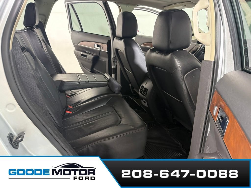 Used 2013 Lincoln MKX AWD image 22