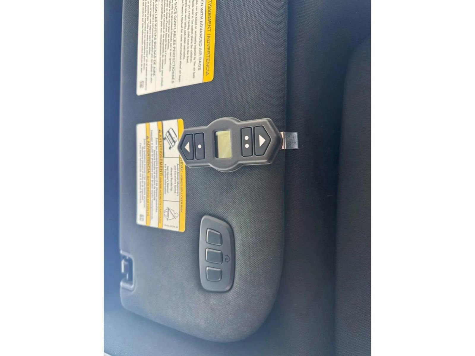 Used 2017 Ford F150 Platinum w/ Equipment Group 701A Luxury image 45