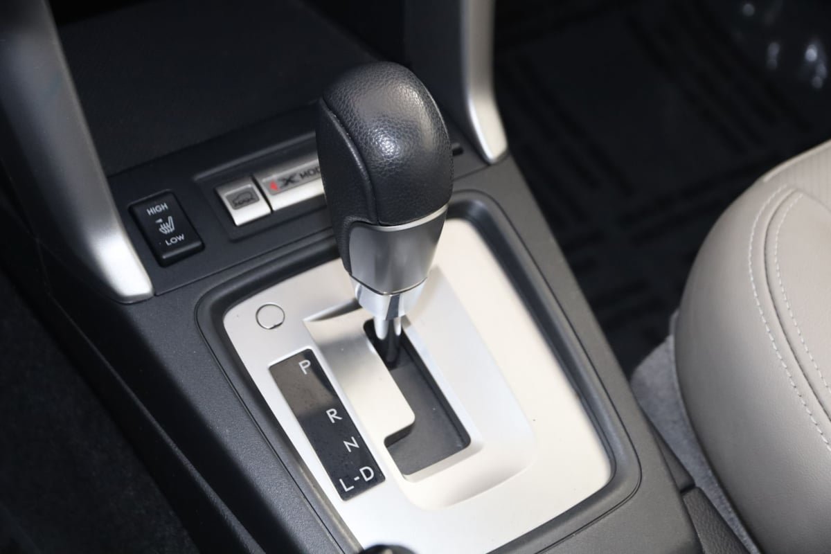 Used 2015 Subaru Forester 2.5i Limited AWD/4WD image 7