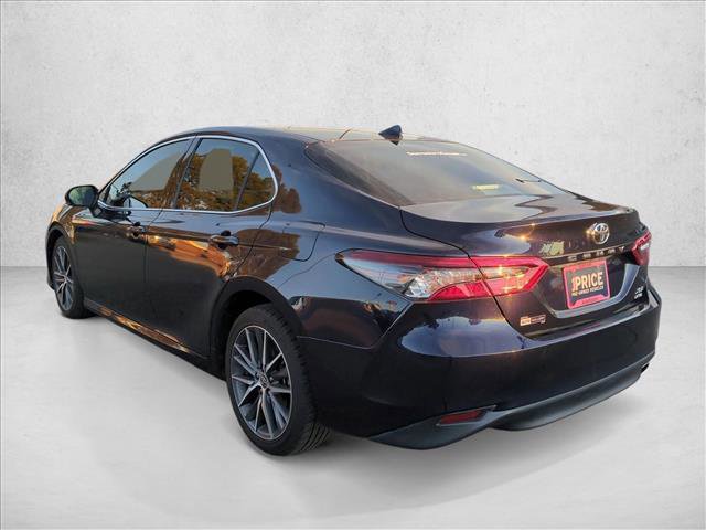 Used 2022 Toyota Camry XLE image 8