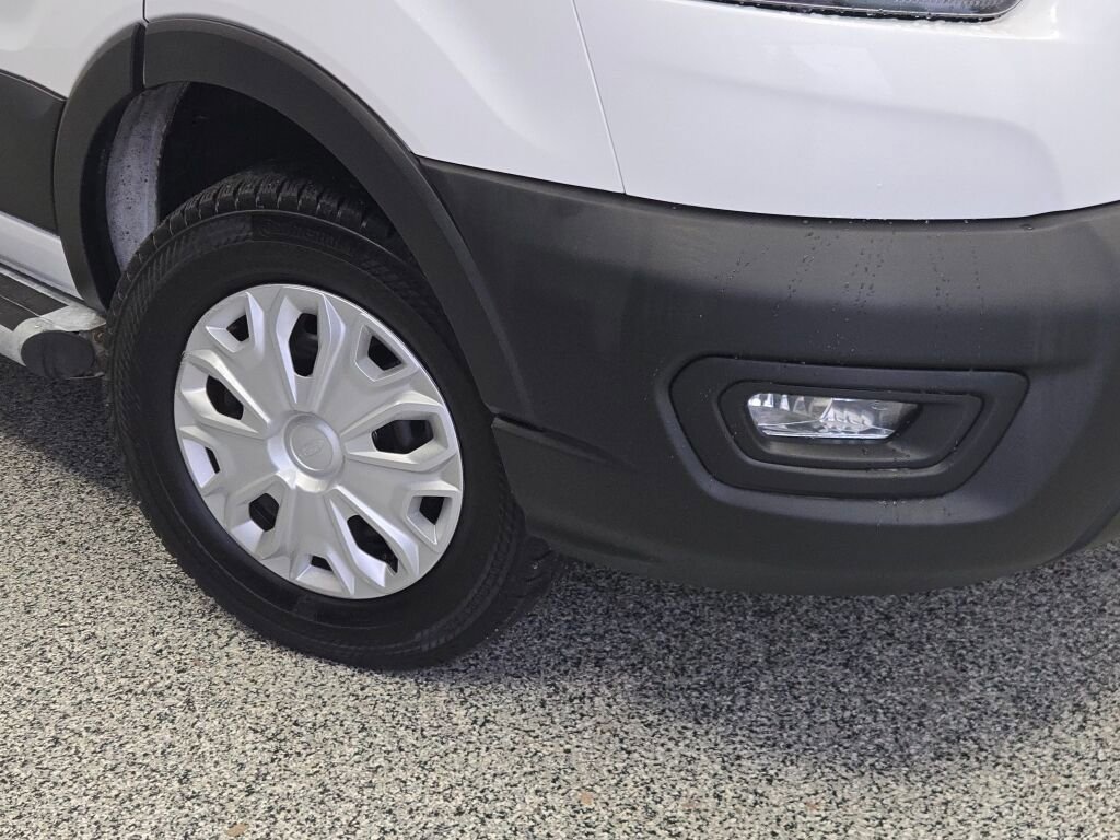 Used 2024 Ford Transit 250 Low Roof w/ Exterior Upgrade Package image 3