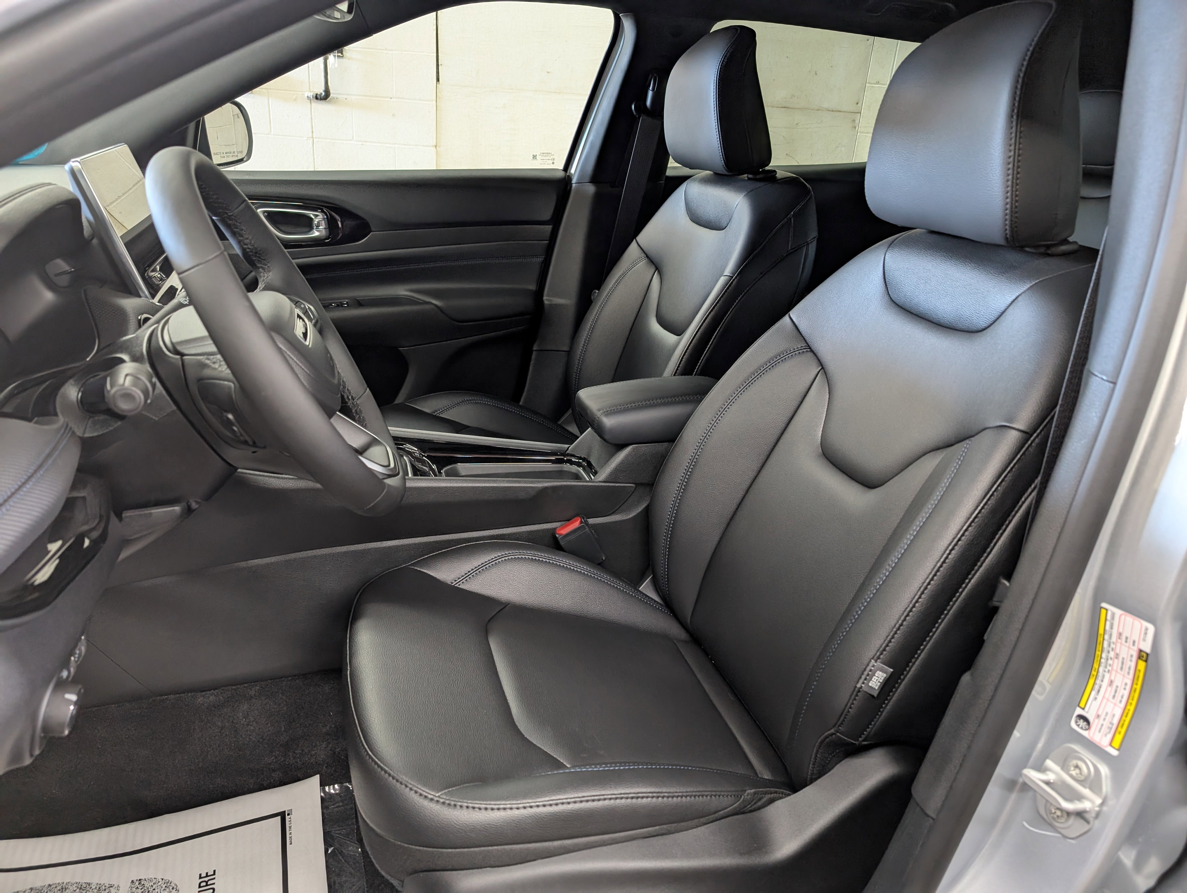 New 2026 Jeep Compass Limited image 6