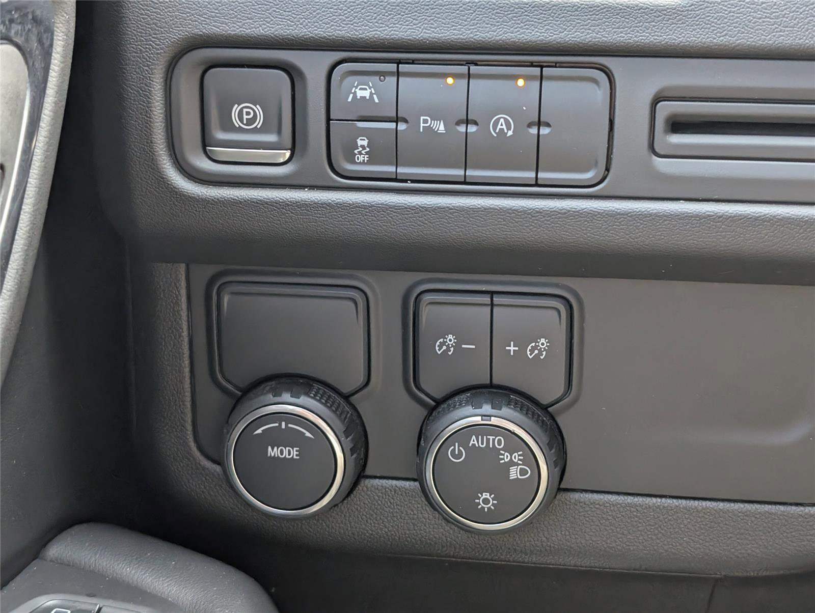 Used 2024 Chevrolet Tahoe Premier image 26