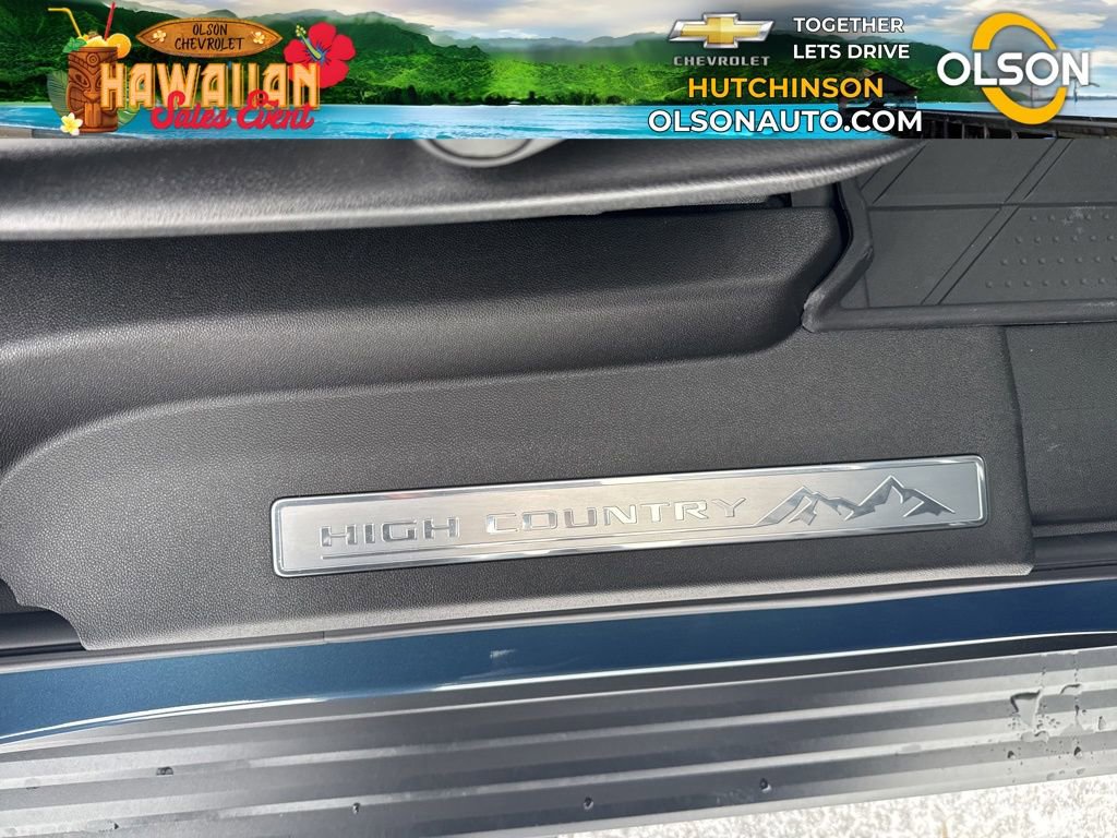 New 2026 Chevrolet Suburban High Country image 45