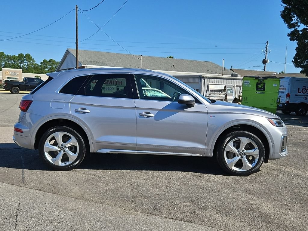 Used 2023 Audi Q5 2.0T Prestige w/ Prestige Package AWD/4WD image 8