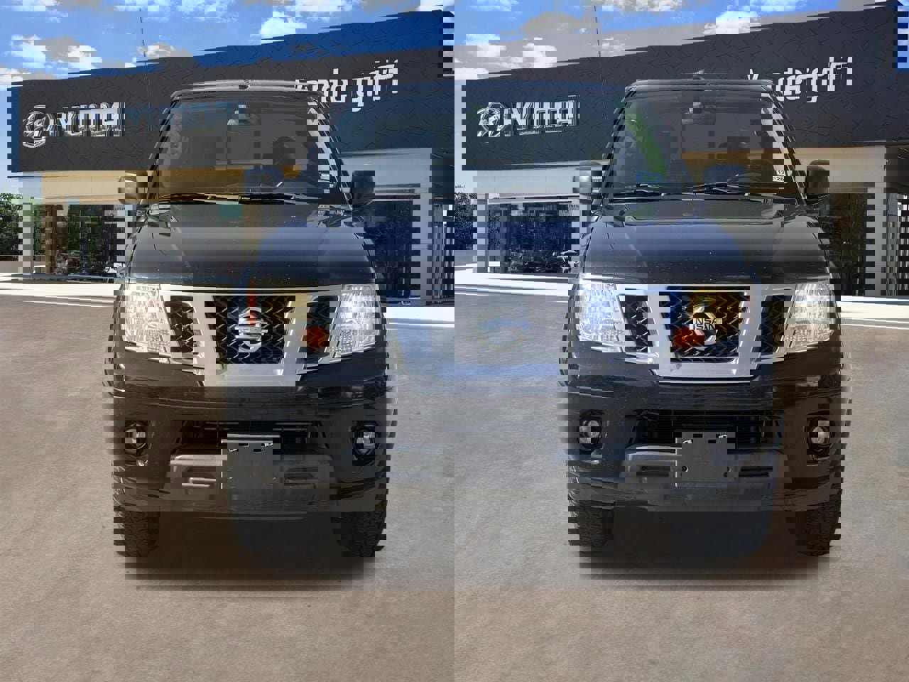 Used 2018 Nissan Frontier Desert Runner image 7