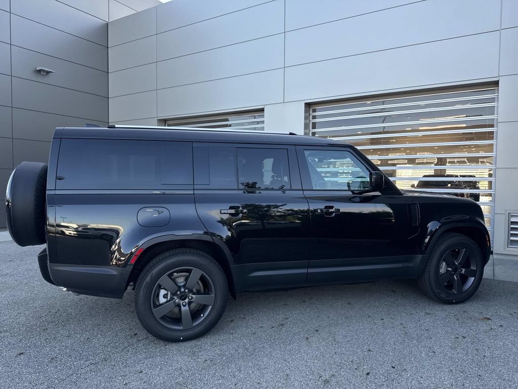 New 2026 Land Rover Defender 130 S AWD/4WD image 7