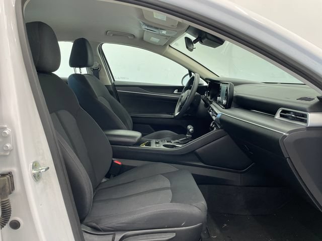 Used 2022 Kia K5 LXS FWD image 16