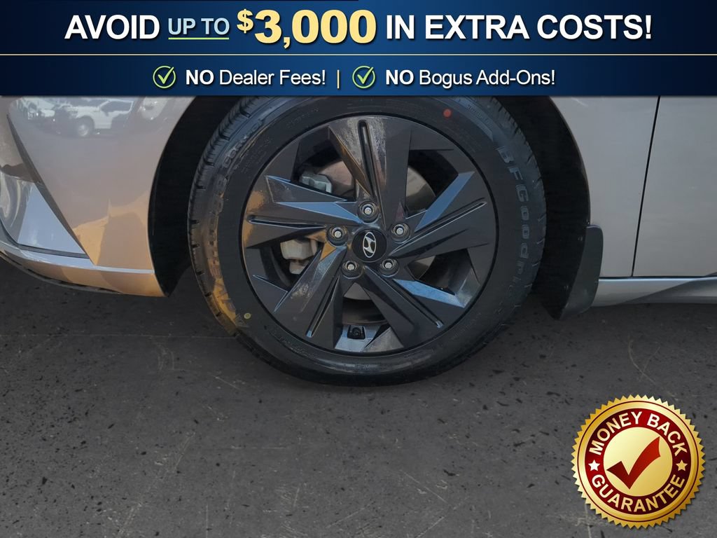 Used 2021 Hyundai Elantra SEL FWD image 13