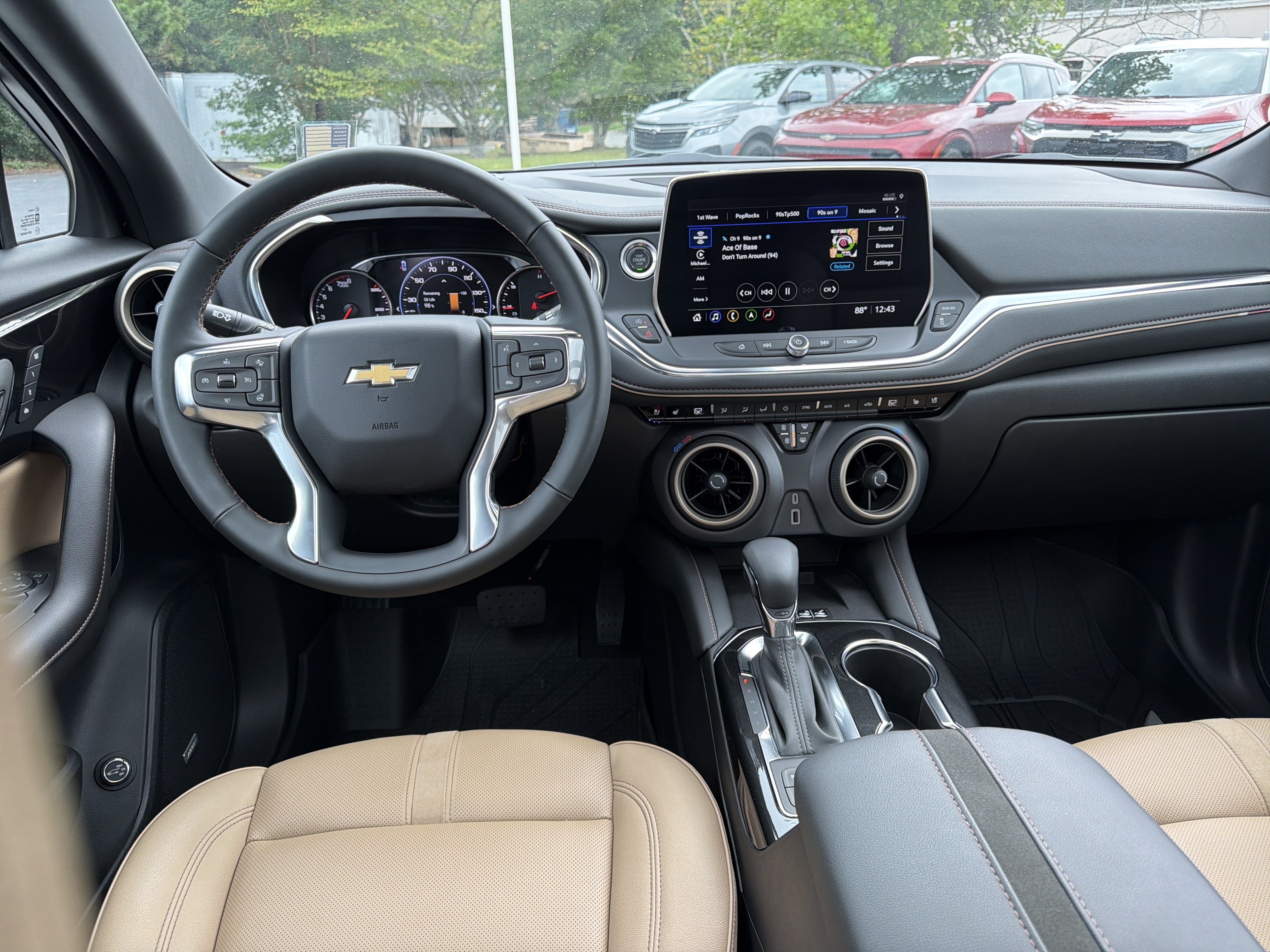 Used 2025 Chevrolet Blazer Premier w/ Driver Confidence II Package FWD image 23
