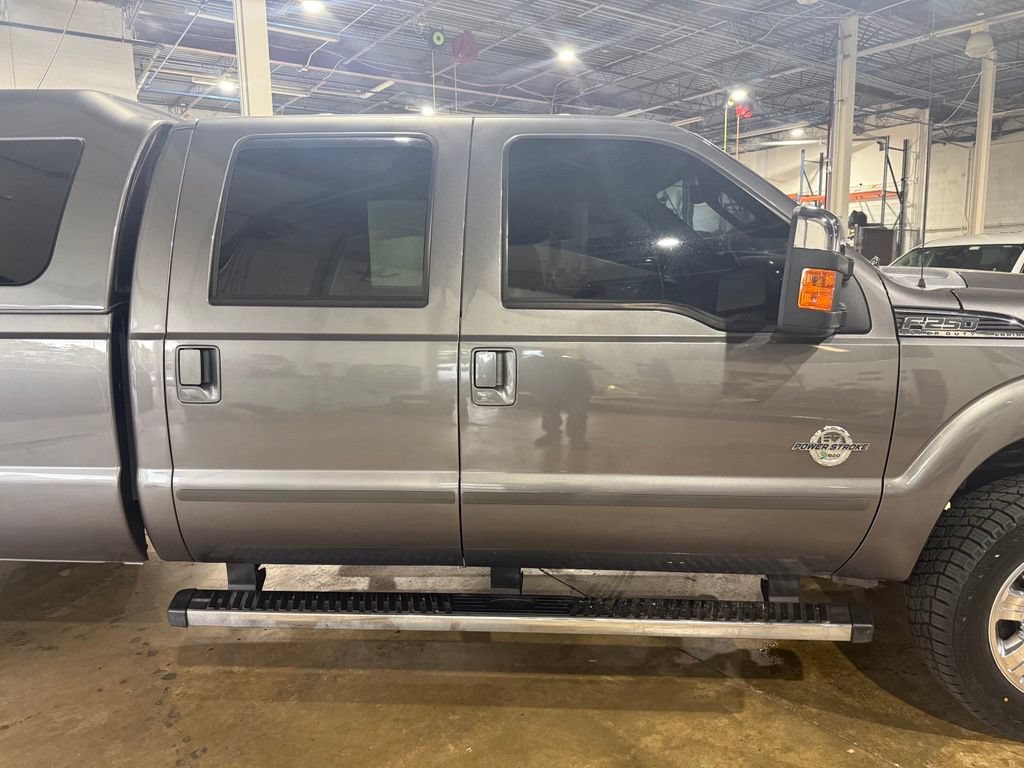 Used 2013 Ford F250 Lariat w/ Lariat Ultimate Pkg AWD/4WD image 14