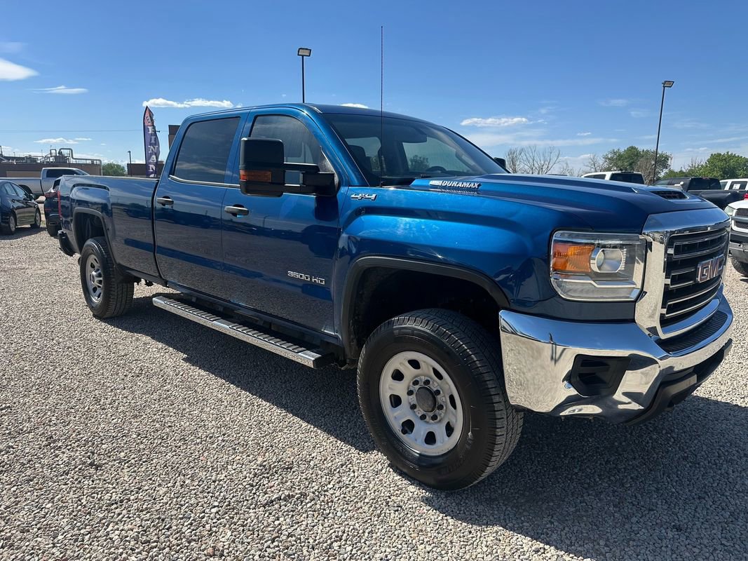 Used 2018 GMC Sierra 3500 4x4 Crew Cab image 1