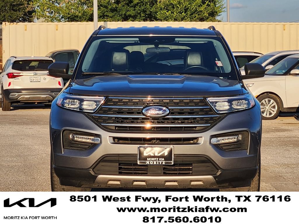 Used 2023 Ford Explorer XLT w/ Equipment Group 202A RWD image 2