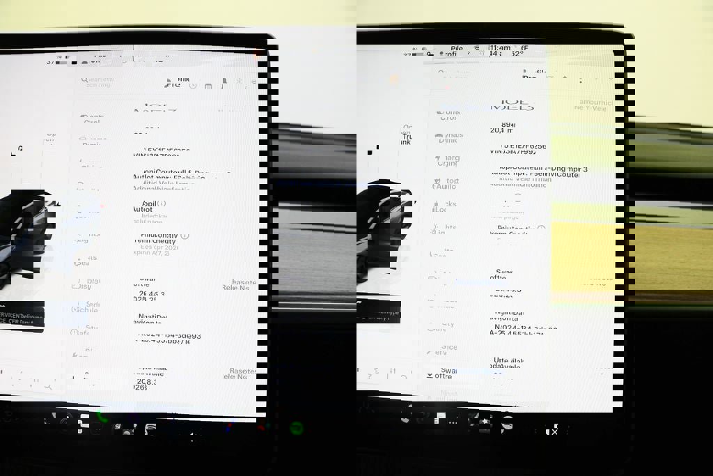 Used 2023 Tesla Model 3 Standard Range image 19