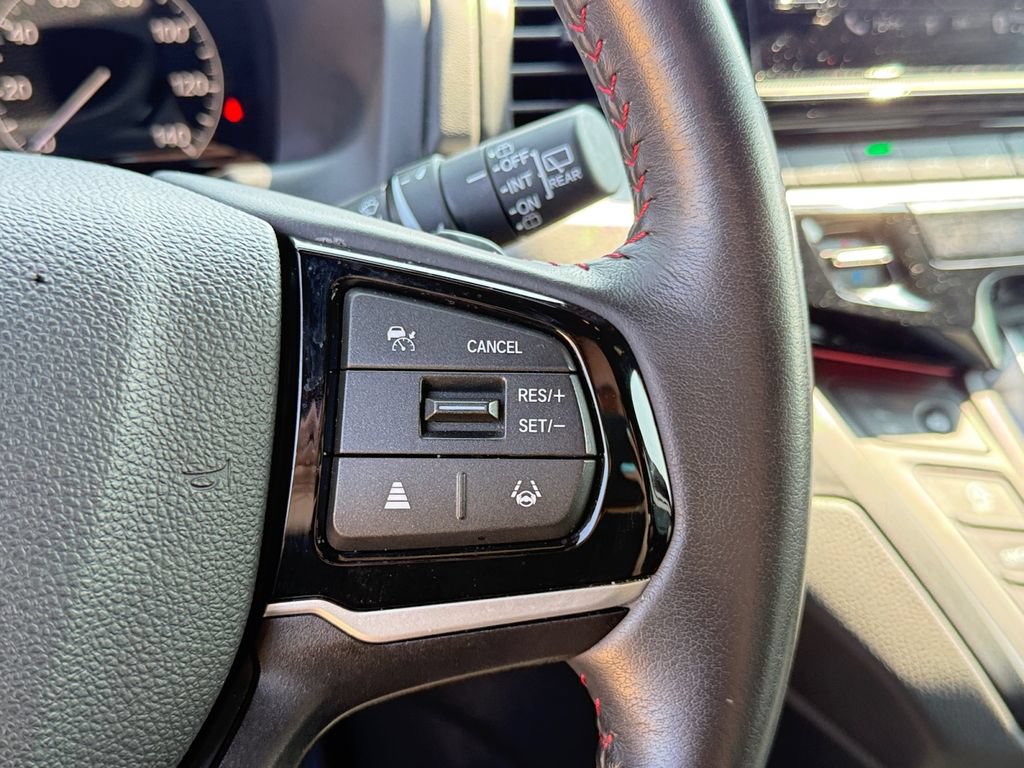Used 2025 Honda Odyssey Sport-L image 18