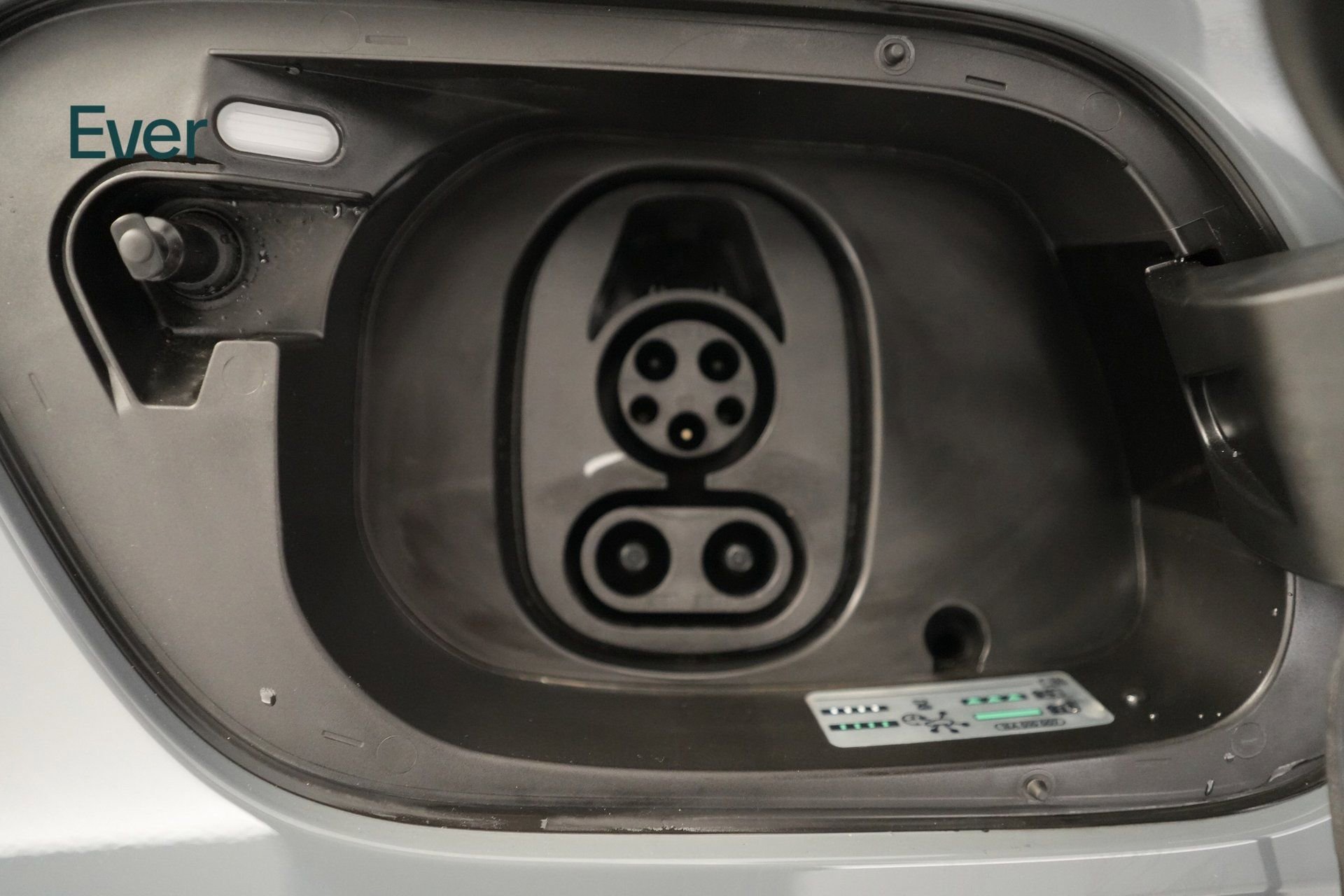 Used 2024 Volkswagen ID.4 S image 23