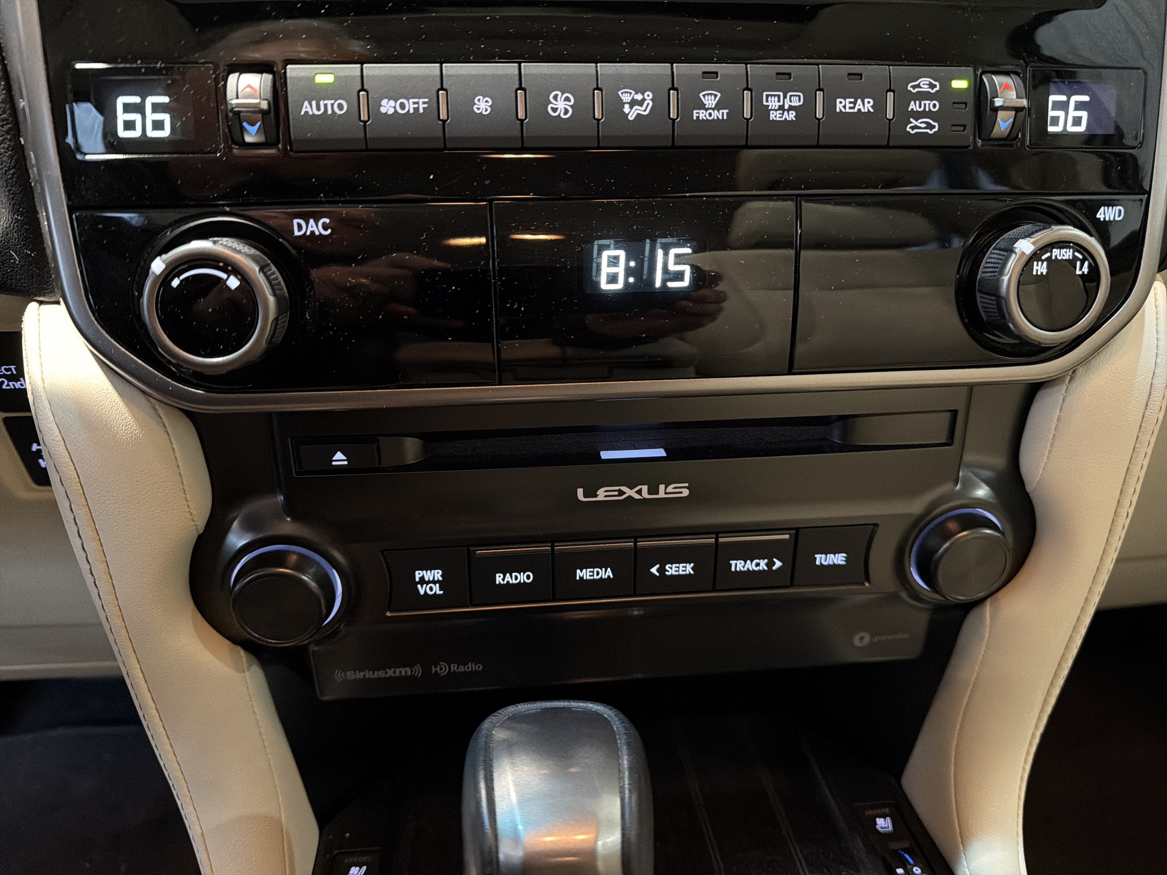 Certified 2023 Lexus GX 460 Premium w/ Premium Package AWD/4WD image 30