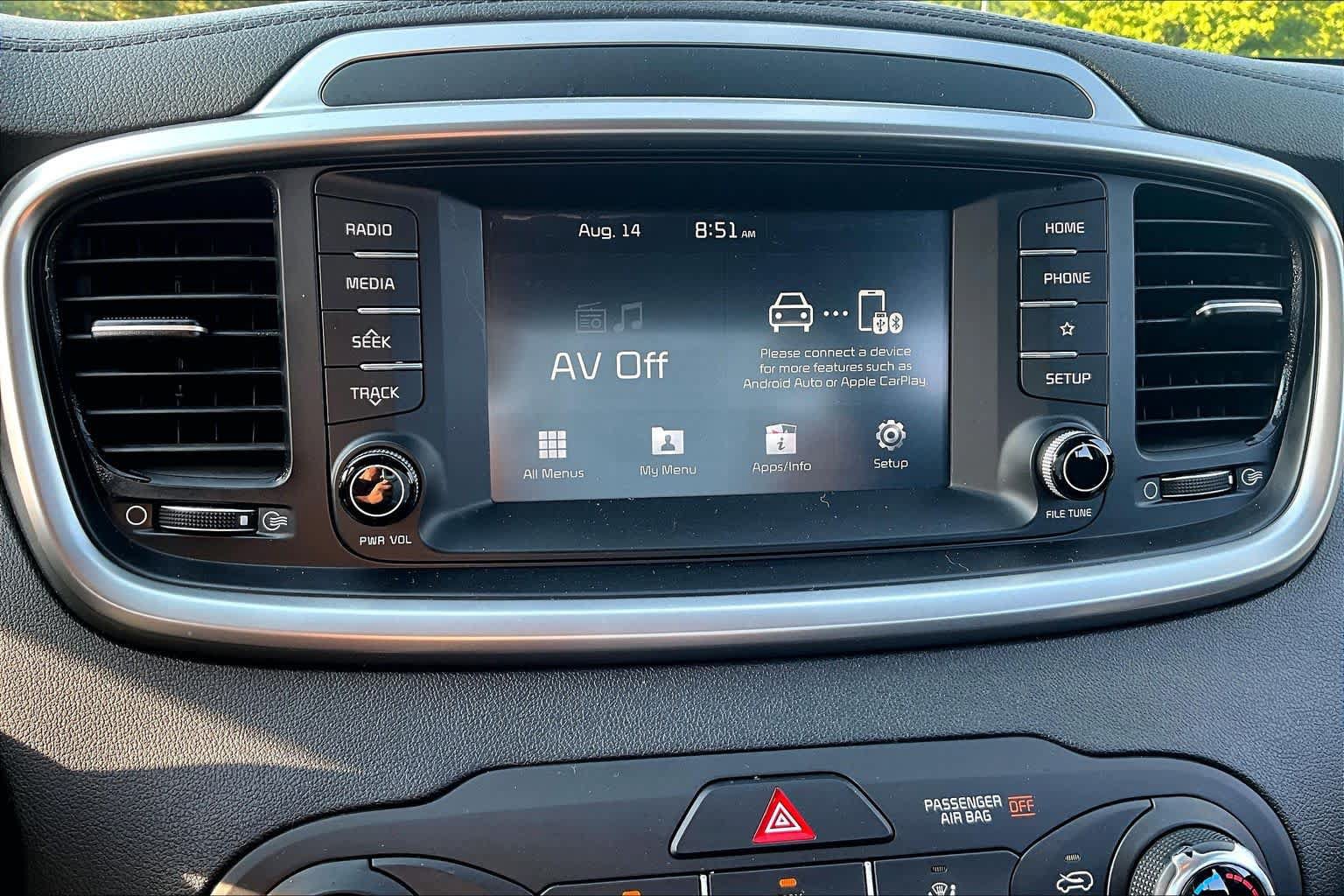 Used 2019 Kia Sorento L FWD image 36