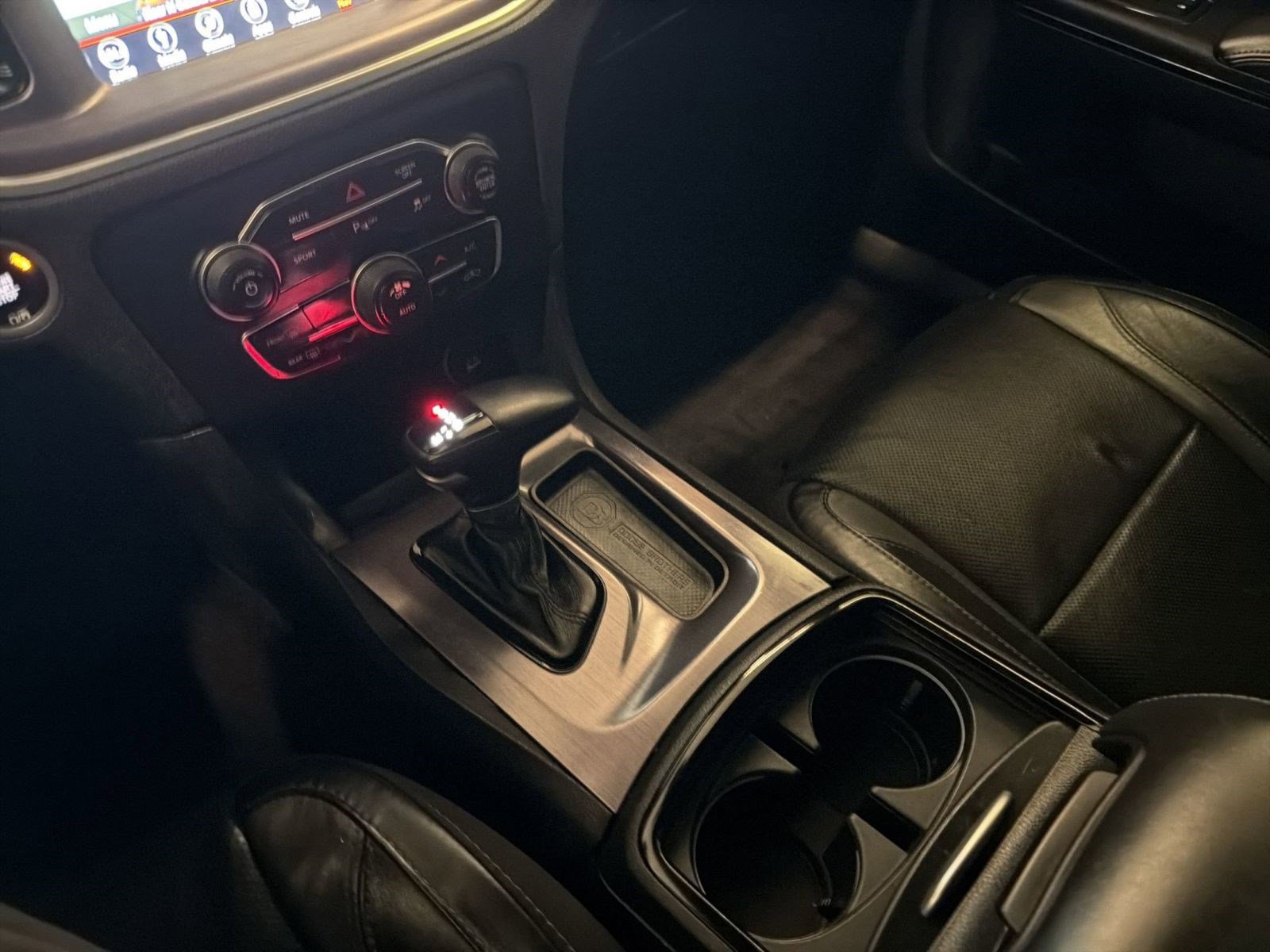 Used 2018 Dodge Charger R/T w/ Plus Group image 17