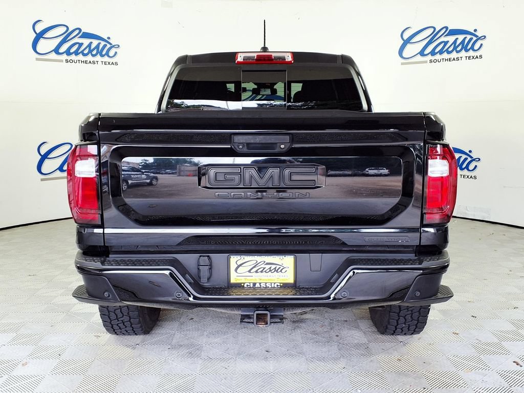 Used 2023 GMC Canyon Elevation w/ Elevation Premium Package AWD/4WD image 4