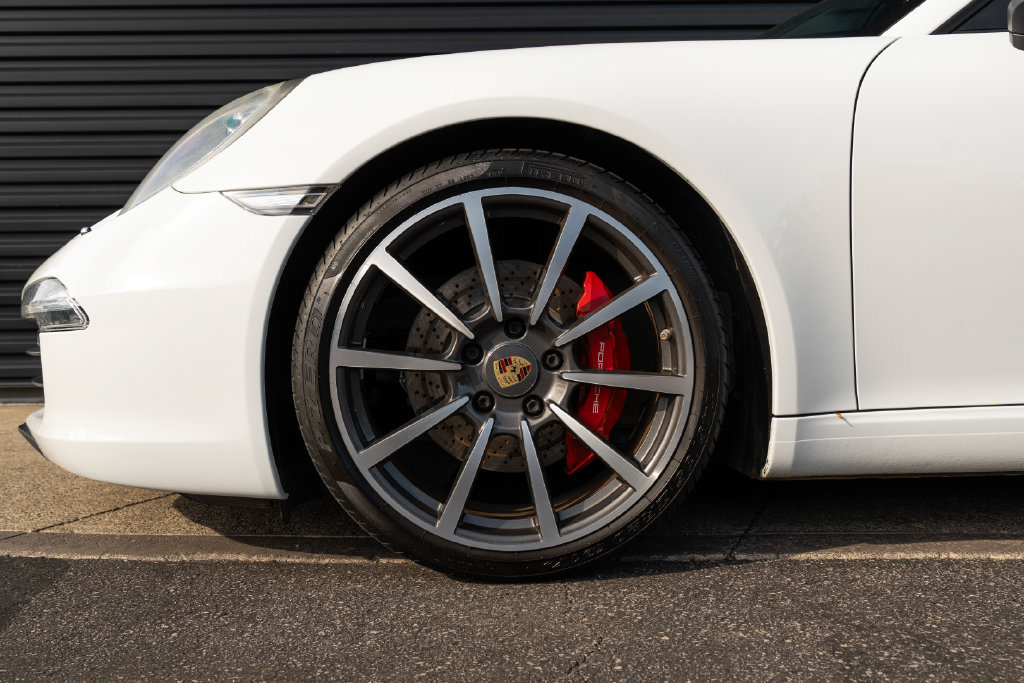 Used 2013 Porsche 911 Carrera S RWD image 13