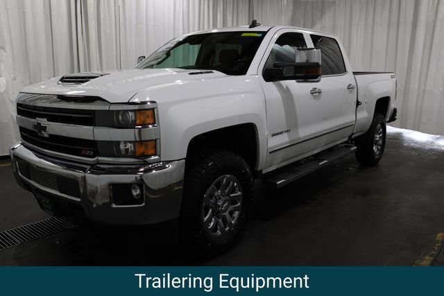 Used 2019 Chevrolet Silverado 3500 LTZ w/ Duramax Plus Package AWD/4WD image 7