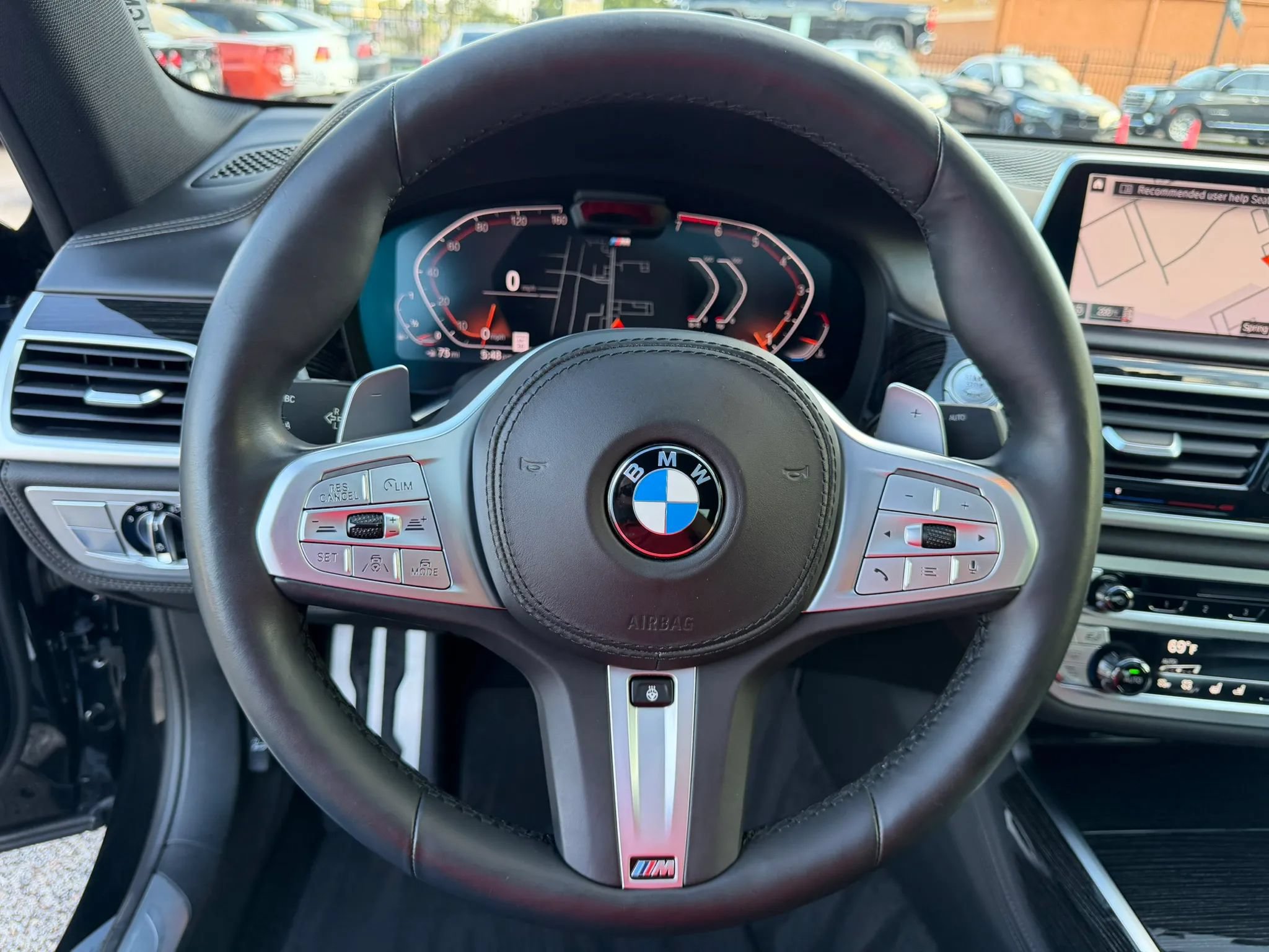 Used 2020 BMW 750i xDrive w/ Autobahn Package AWD/4WD image 32