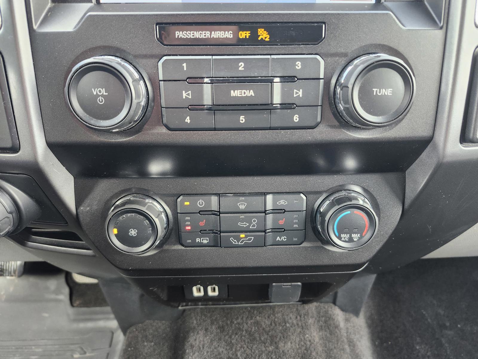 Used 2020 Ford F150 XLT w/ Equipment Group 302A Luxury AWD/4WD image 23