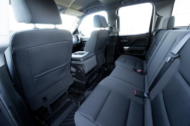 Used 2018 Chevrolet Silverado 1500 LT w/ All Star Edition image 29