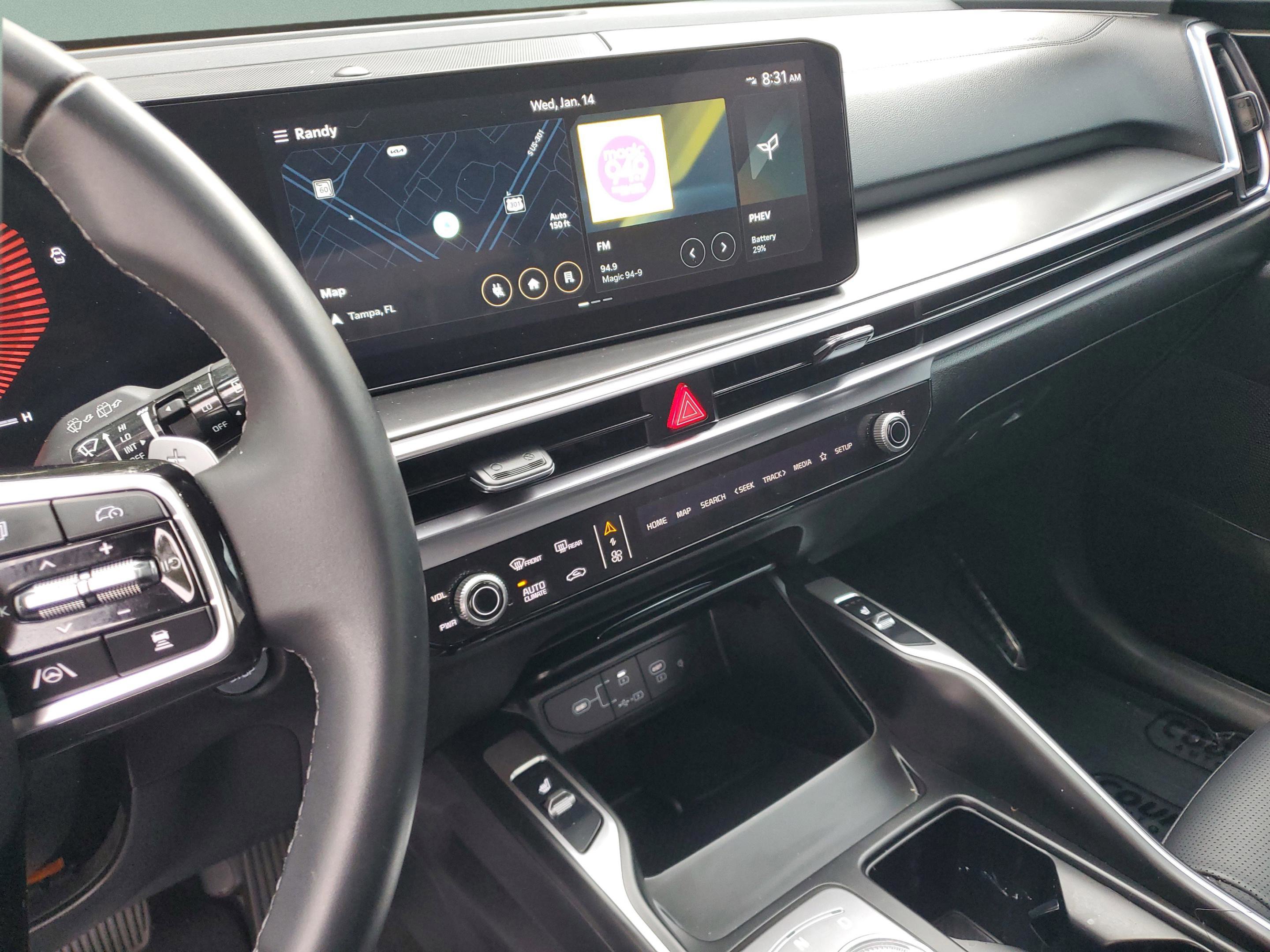 Certified 2025 Kia Sorento EX w/ EX Panoramic Sunroof Package image 24