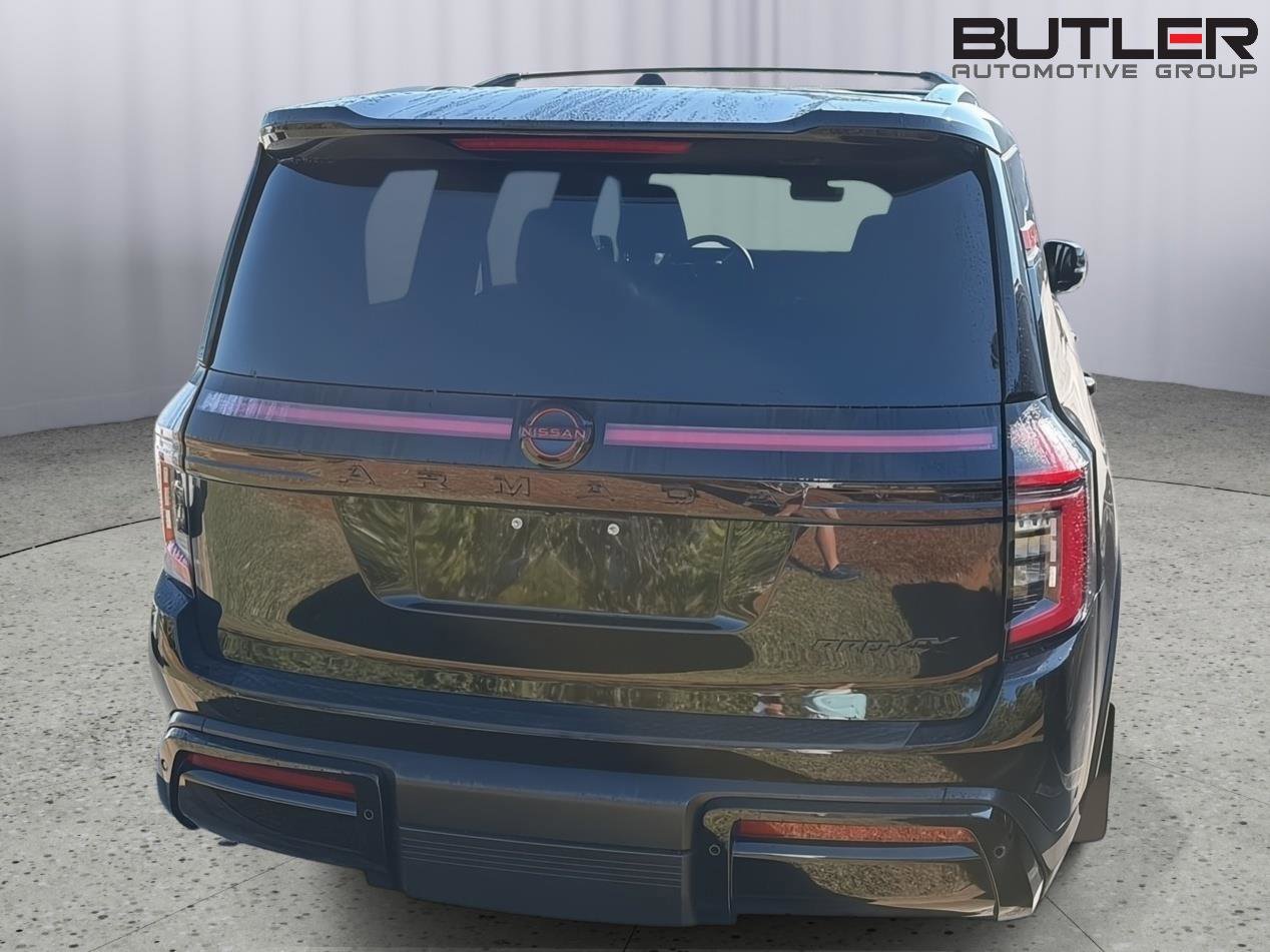 Used 2025 Nissan Armada PRO-4X AWD/4WD image 9