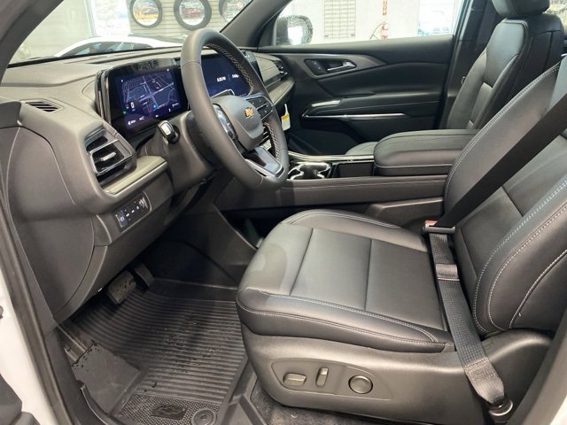 New 2026 Chevrolet Traverse LT w/ LPO, Floor Liner Package image 23