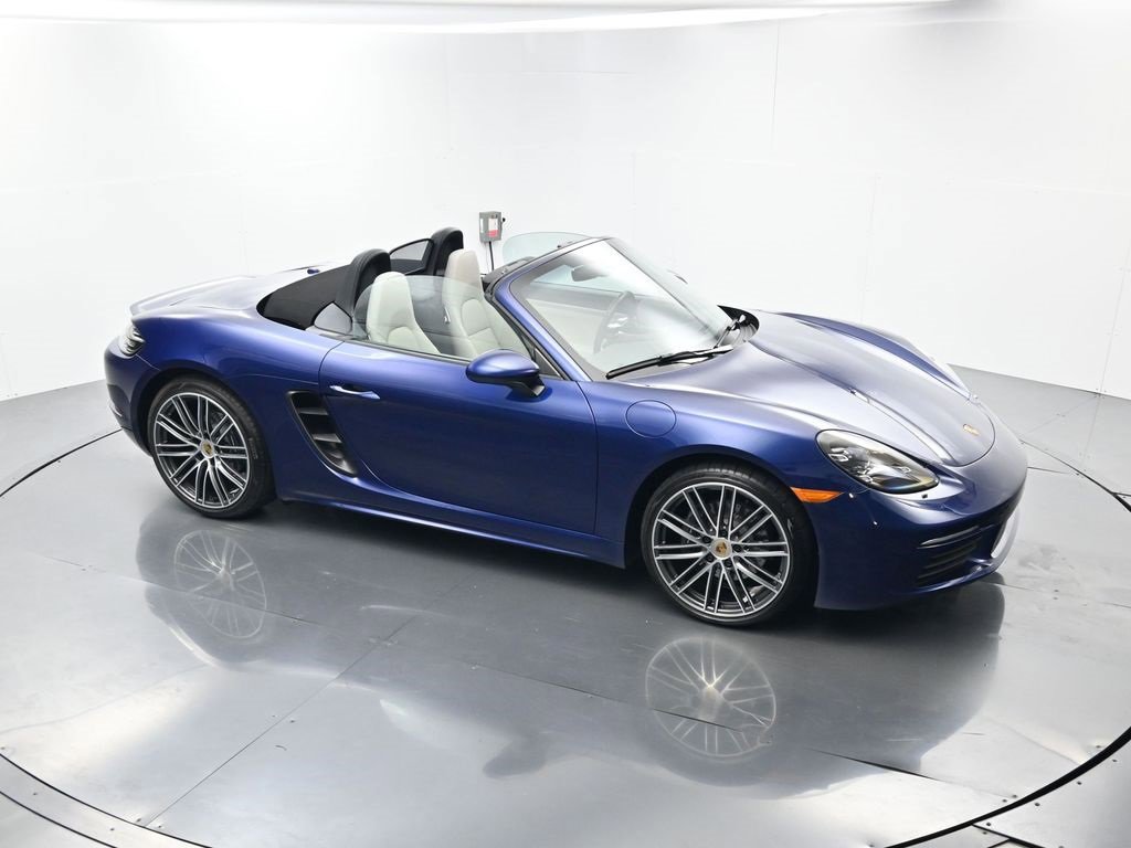 Used 2025 Porsche 718 Boxster image 40