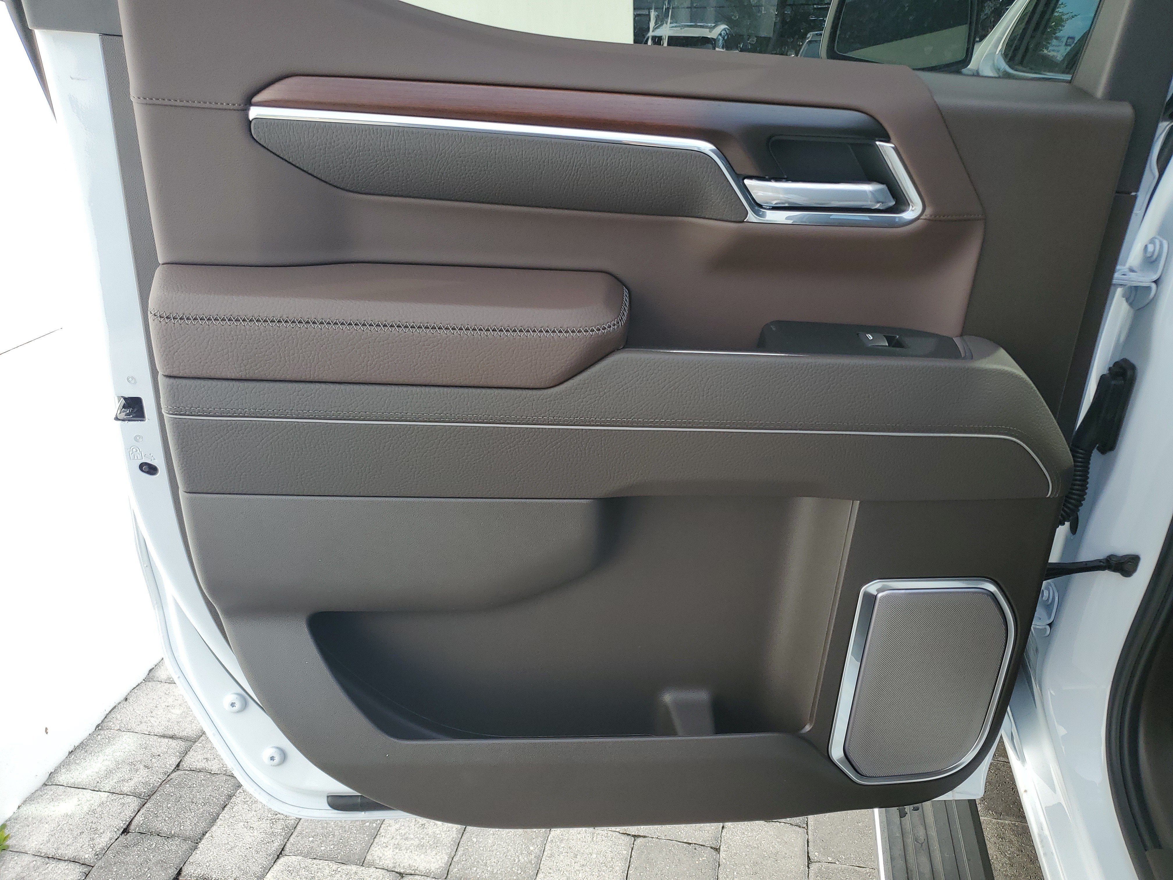 New 2026 GMC Sierra 1500 Denali w/ Denali Reserve Package AWD/4WD image 11