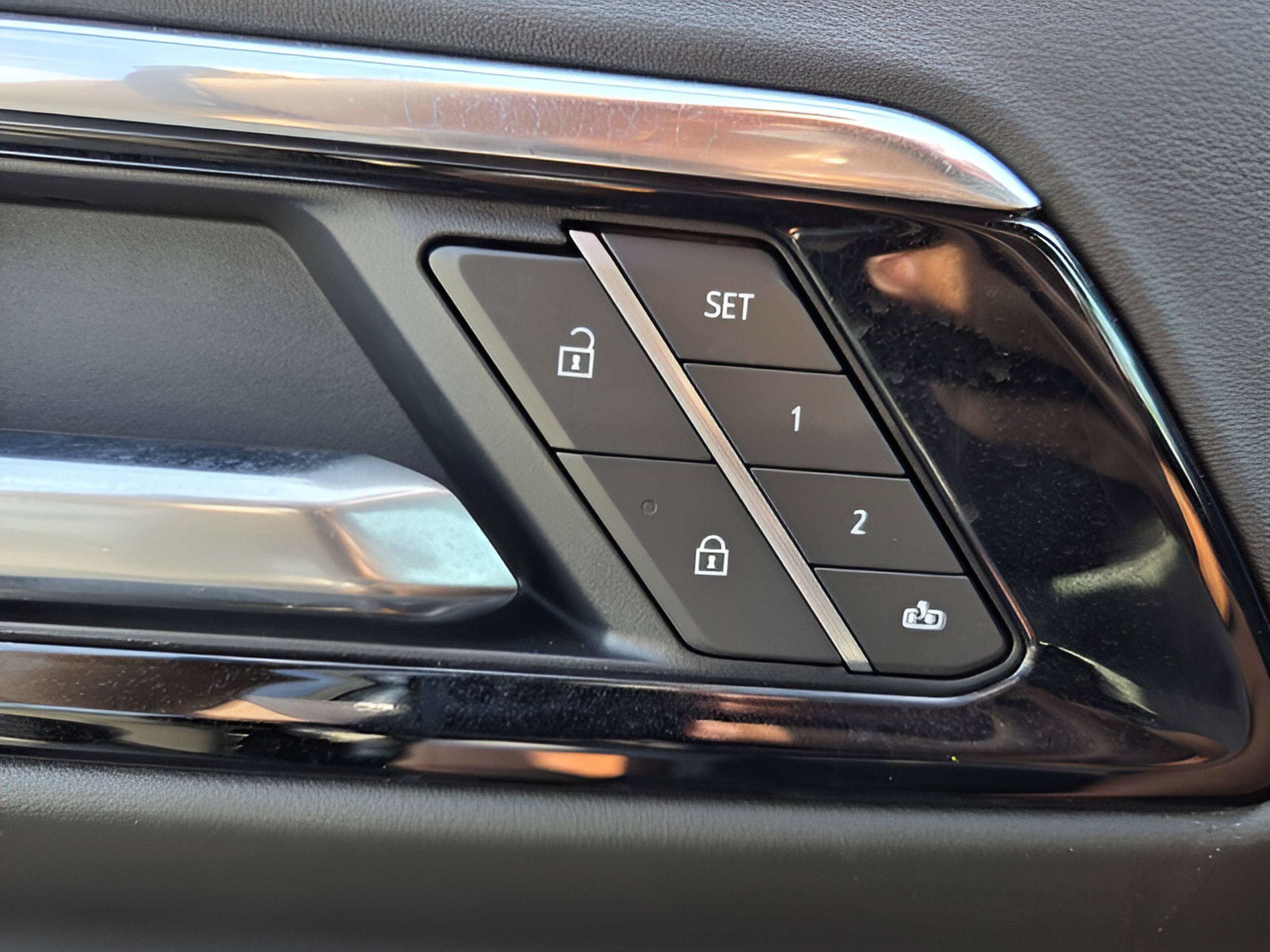 New 2026 Chevrolet Tahoe RST w/ Advanced Technology Package AWD/4WD image 33