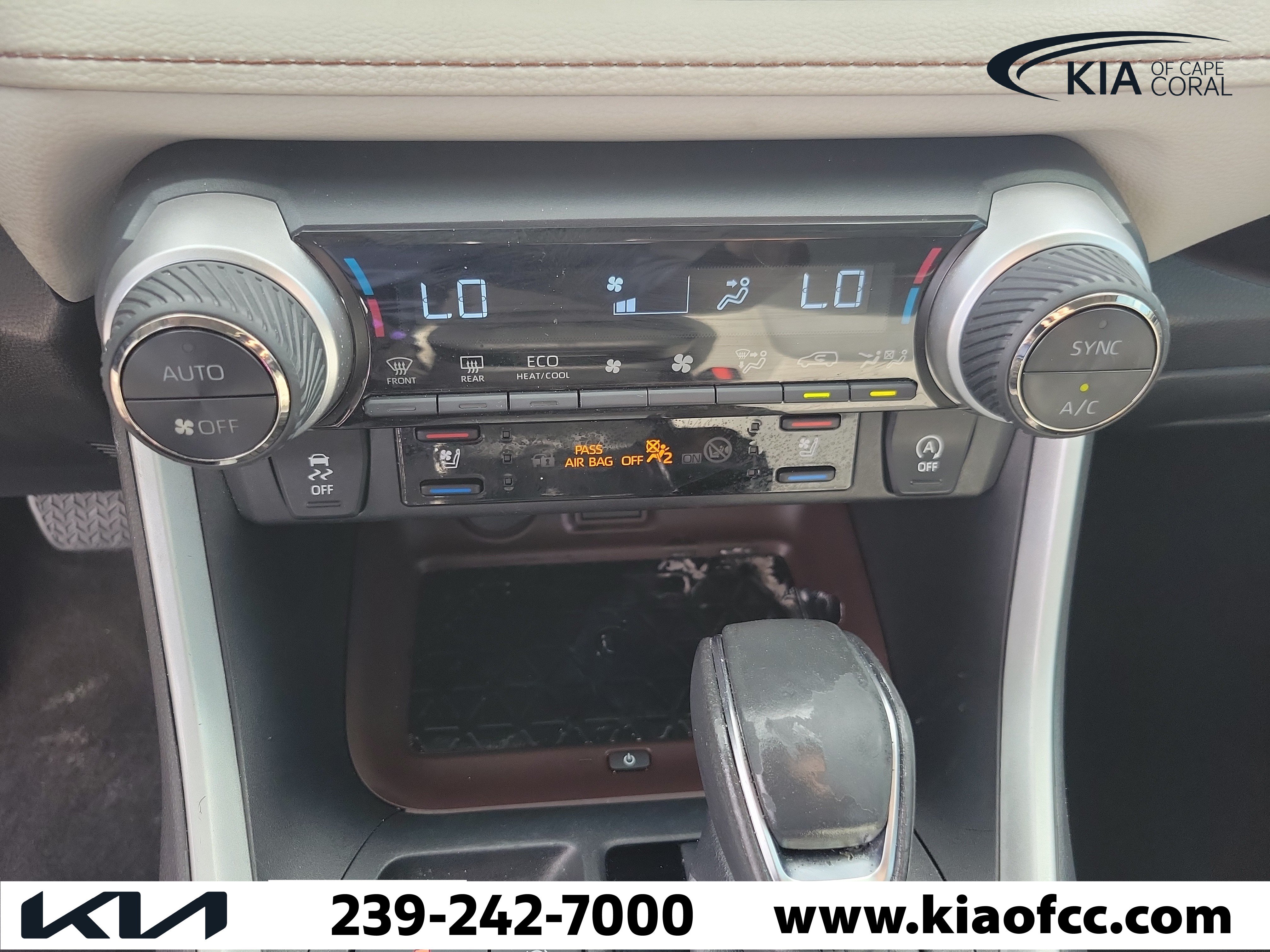 Used 2024 Toyota RAV4 Limited w/ Advanced Technology Package FWD image 33