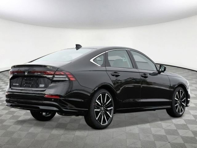 New 2026 Honda Accord Touring image 6
