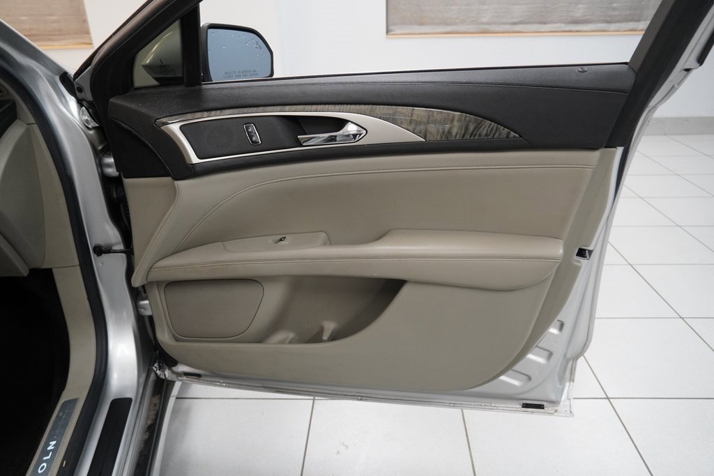 Used 2017 Lincoln MKZ Reserve w/ Climate Package image 29