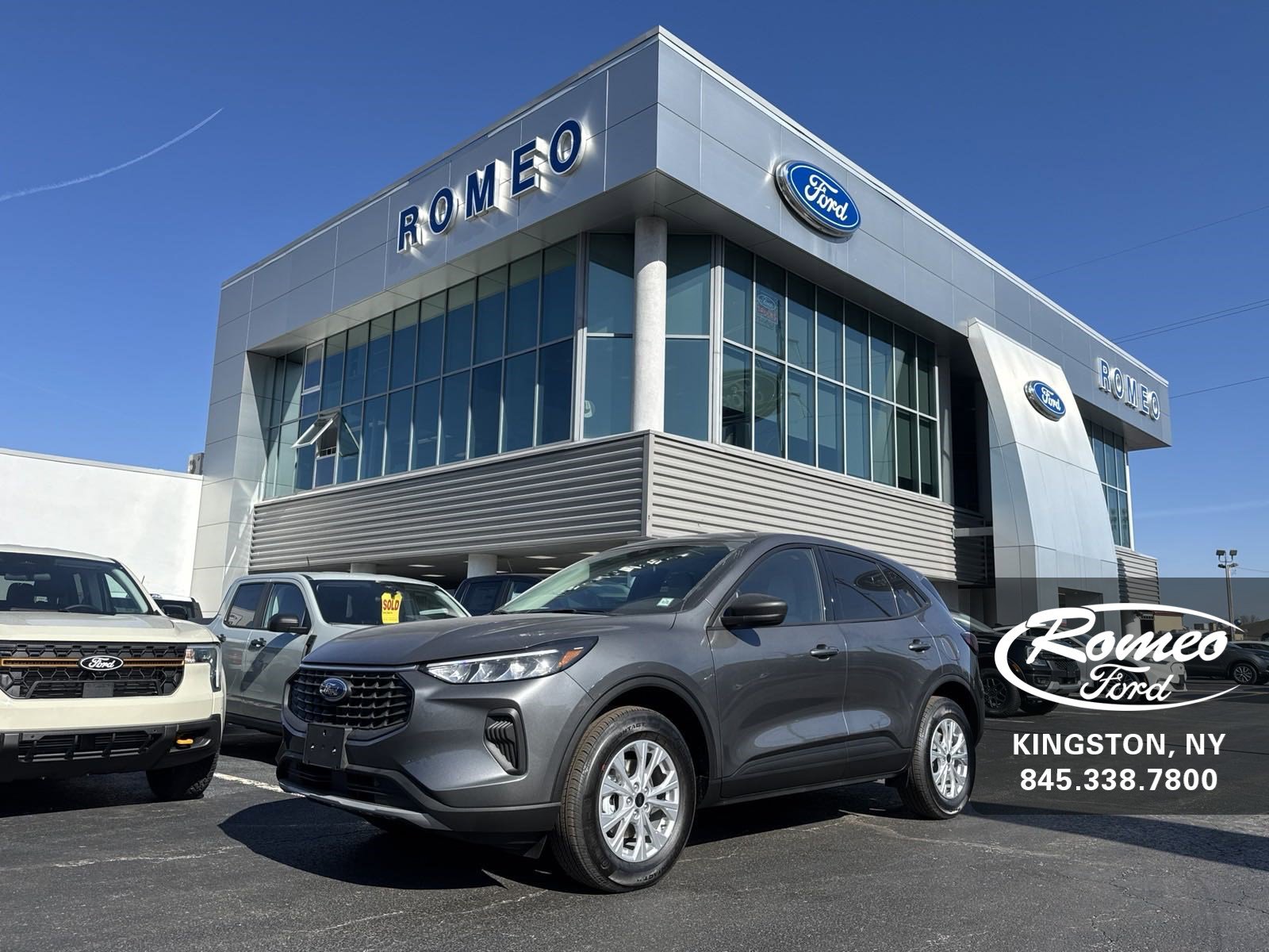 New 2025 Ford Escape Active w/ Cold Weather Package