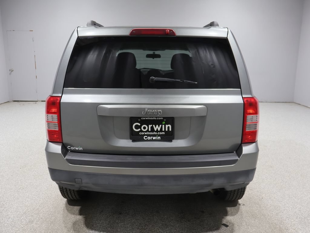 Used 2014 Jeep Patriot Sport w/ Power Value Group FWD video 3