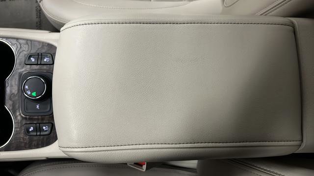 Used 2020 GMC Acadia Denali image 23