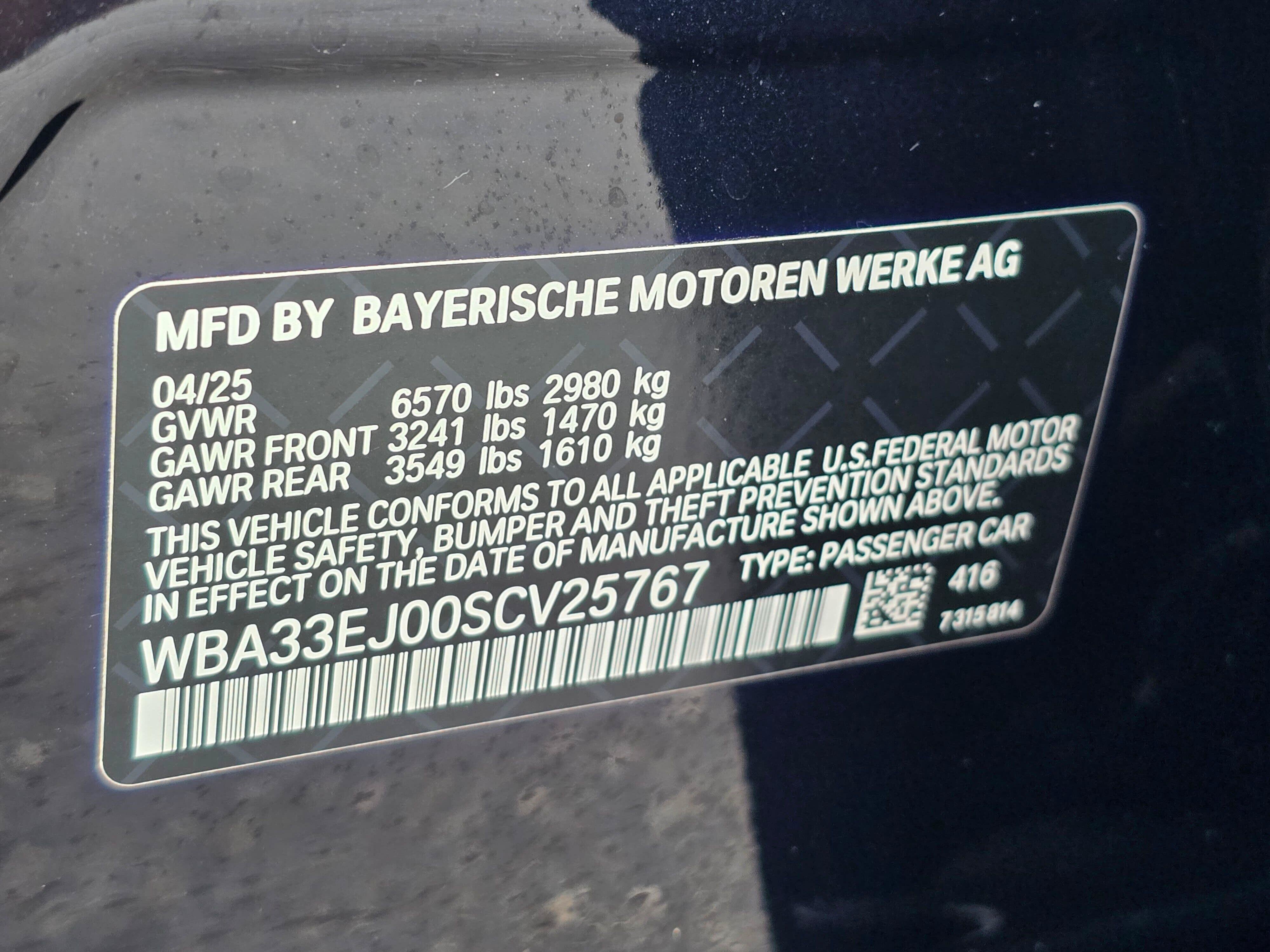 Used 2025 BMW 760i xDrive w/ Executive Package AWD/4WD image 29