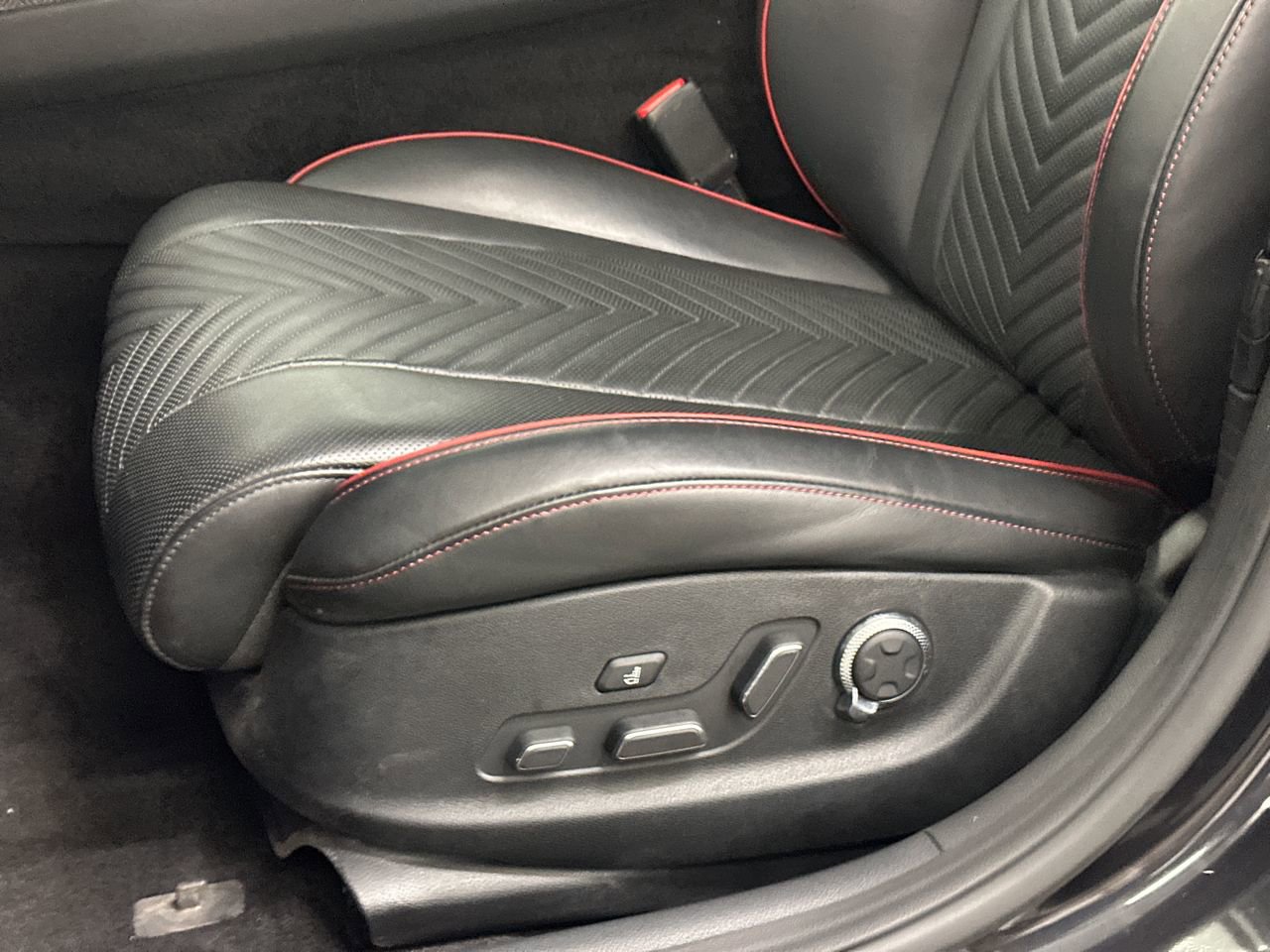 Used 2023 Genesis G80 3.5T Sport AWD/4WD image 14