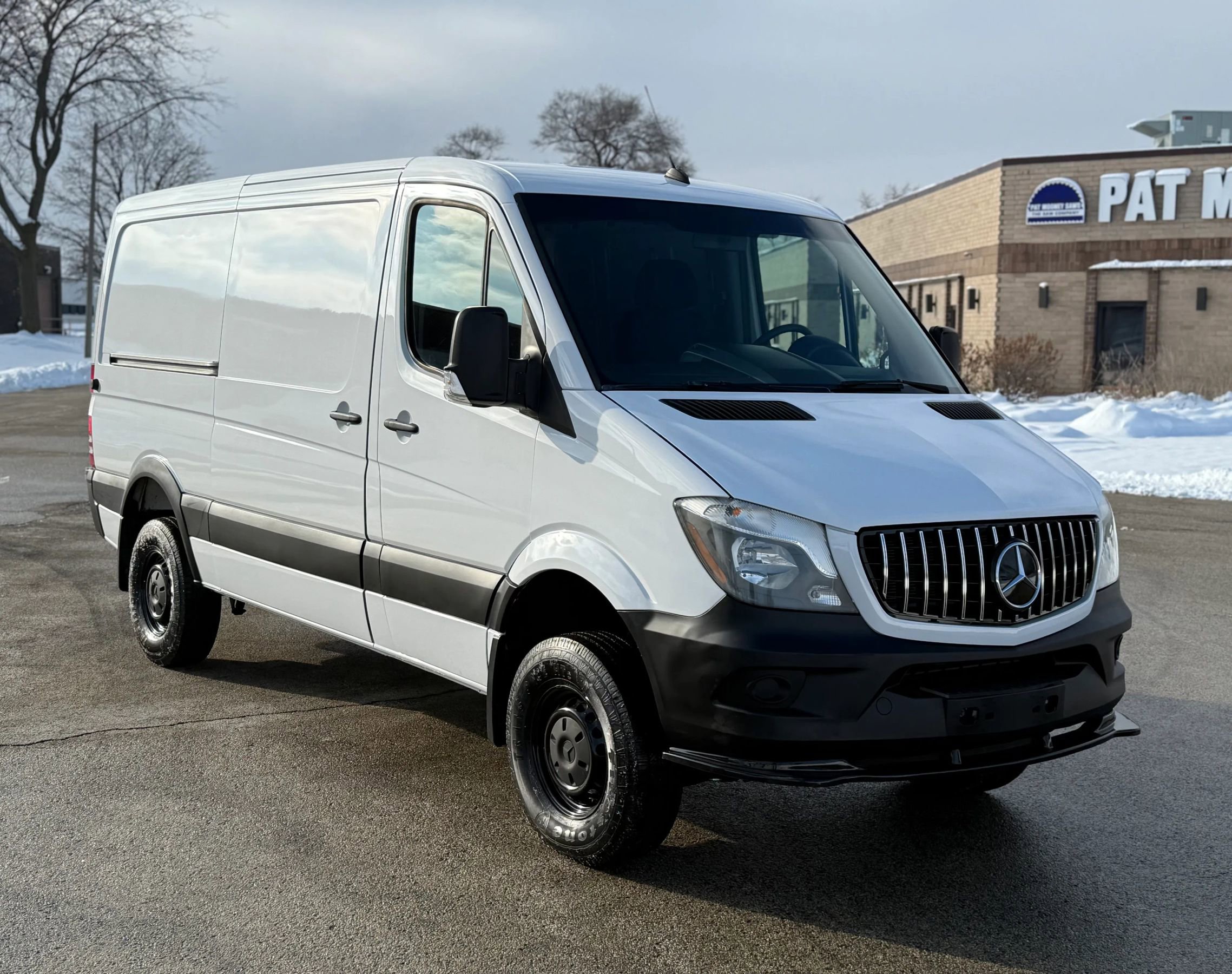 Used 2017 Mercedes-Benz Sprinter 2500 w/ Workspace Access Package
